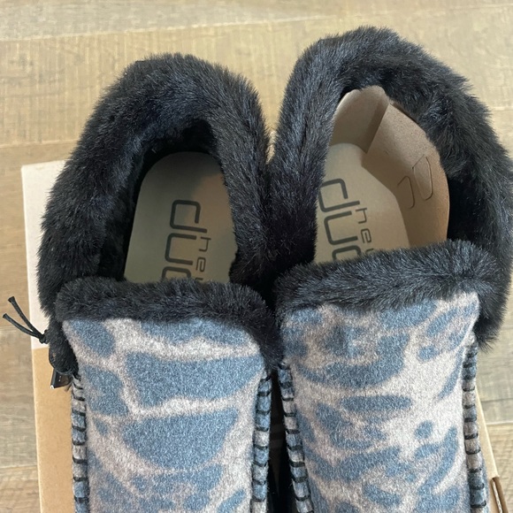 Hey Dude Denny Leo Nut Shoes (damaged box) - Picture 4 of 4